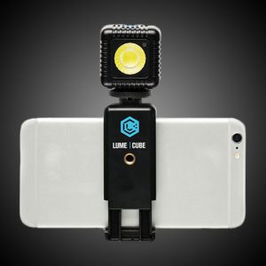 lume-cube-flash-smartphone-21488