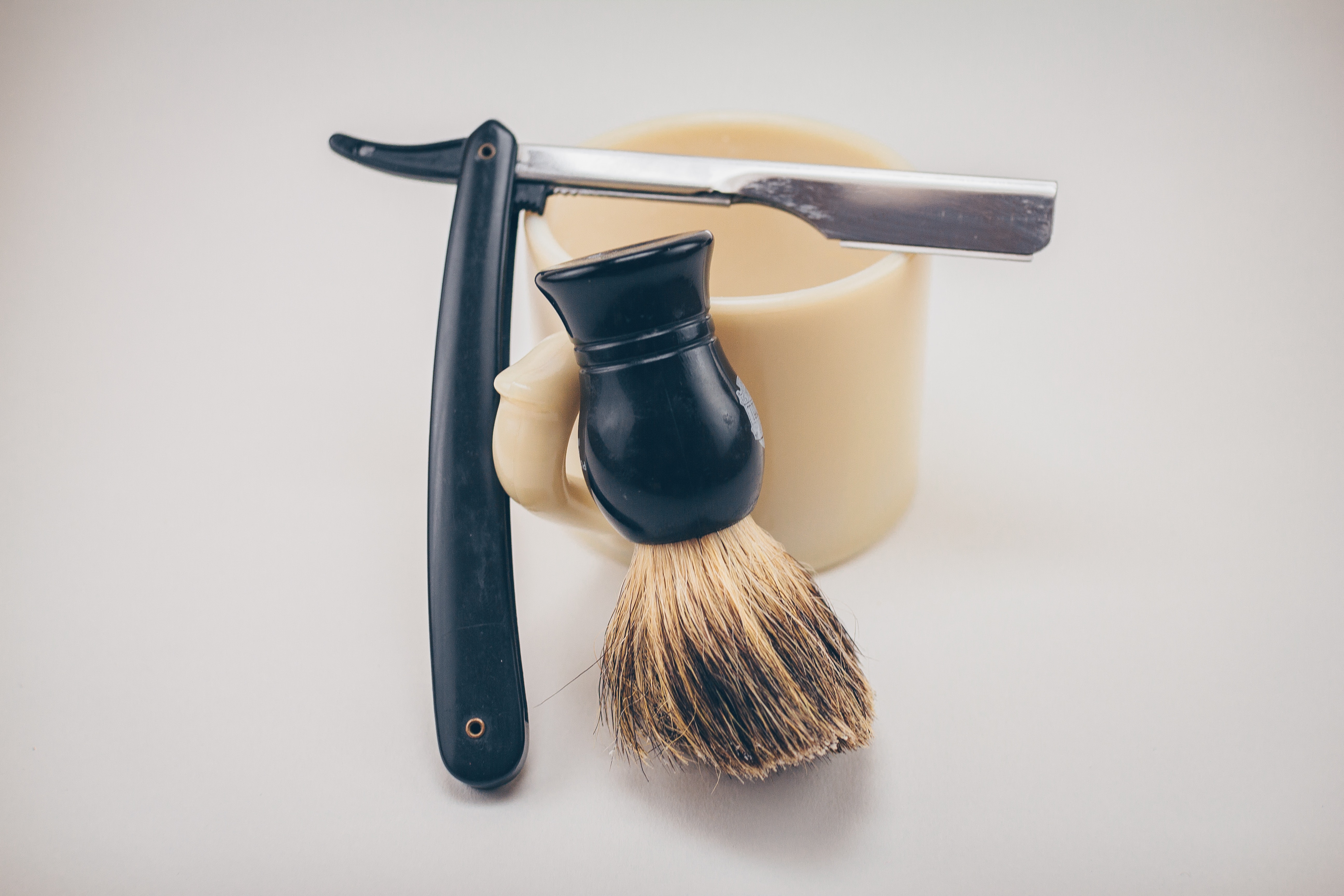 men's shaving accessories
