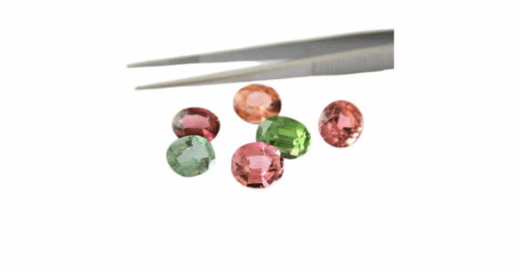 Decorative synthetic stones